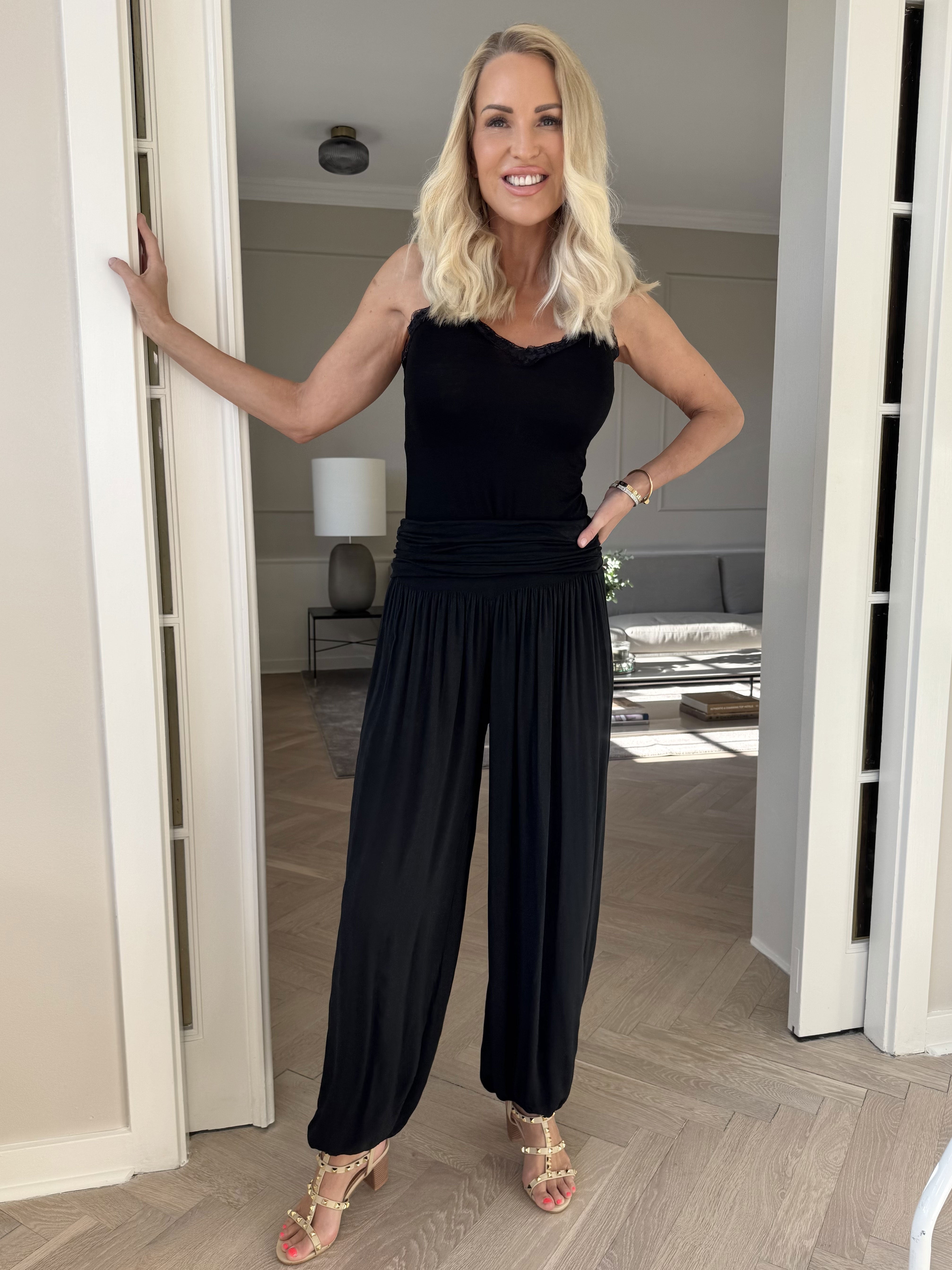 Drew - Ensfarvet boheme bukser i let viskose